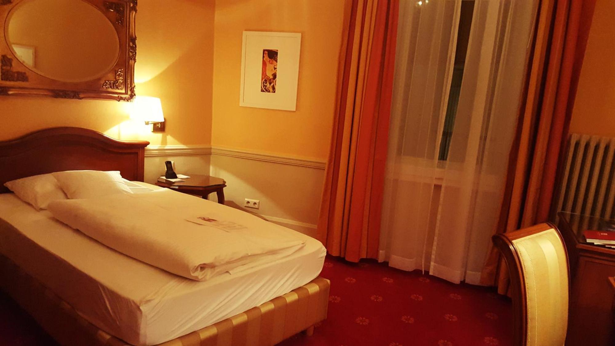 Atlantic Parkhotel Баден-Баден Екстериор снимка
