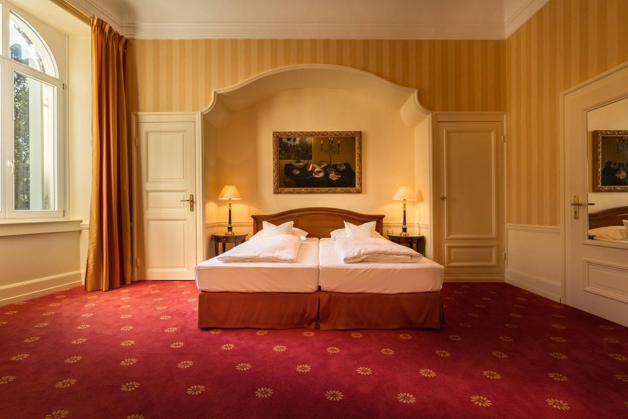 Atlantic Parkhotel Баден-Баден Екстериор снимка